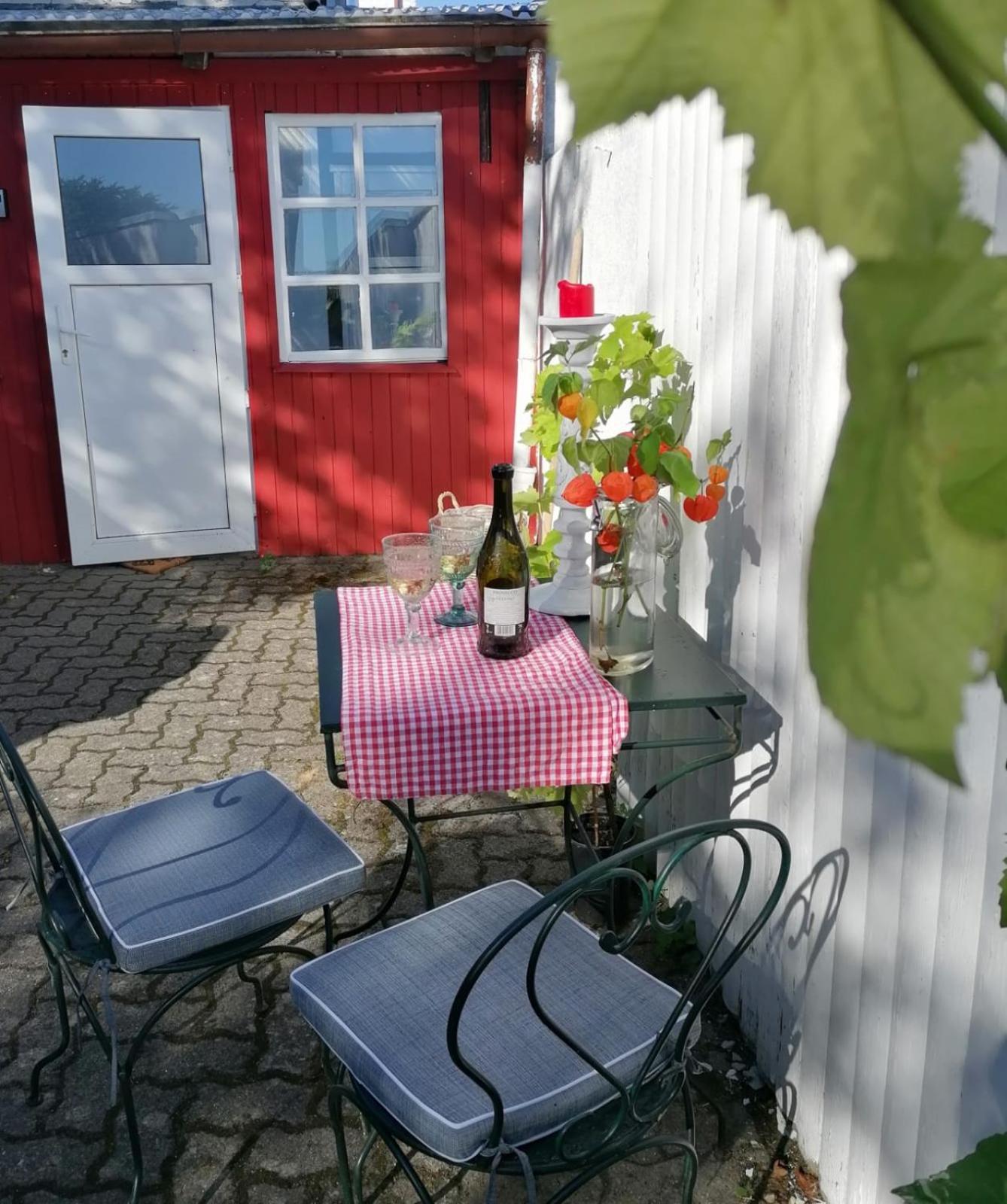 Ferienwohnung Am Schleswiger Rathaus Buitenkant foto